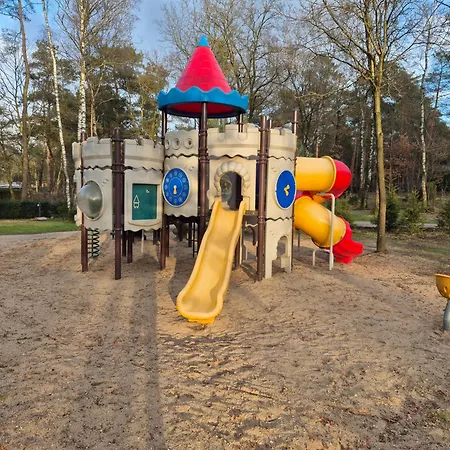Het Veluwse Boshuisje Knus Met Omheinde Tuin Op De Veluwe *
