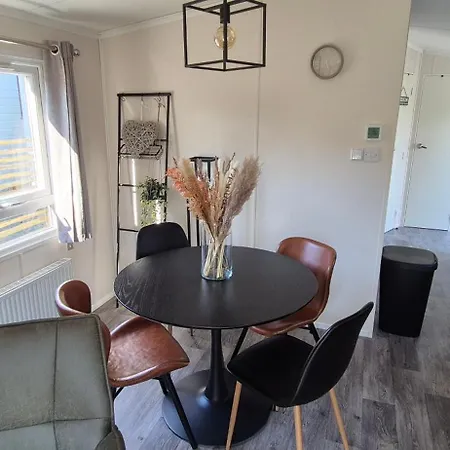 Chalet Het Veluwse Boshuisje Knus Met Omheinde Tuin Op De Veluwe Hoenderloo