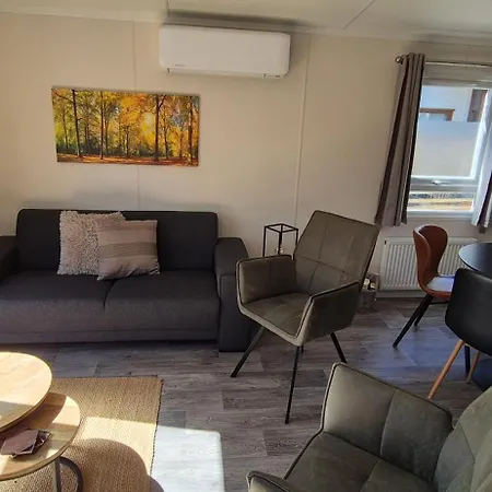 Het Veluwse Boshuisje Knus Met Omheinde Tuin Op De Veluwe Chalet *