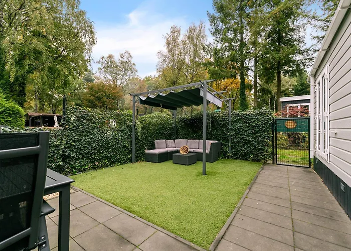 Het Veluwse Boshuisje Hond Welkom In Hoenderloo