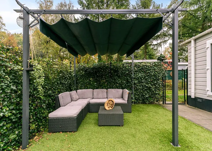 Het Veluwse Boshuisje Hond Welkom In Hoenderloo